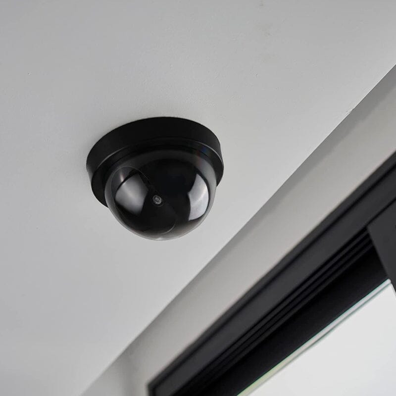 Simulierte Fake-Überwachungskamera mit rotem Licht | Brehn