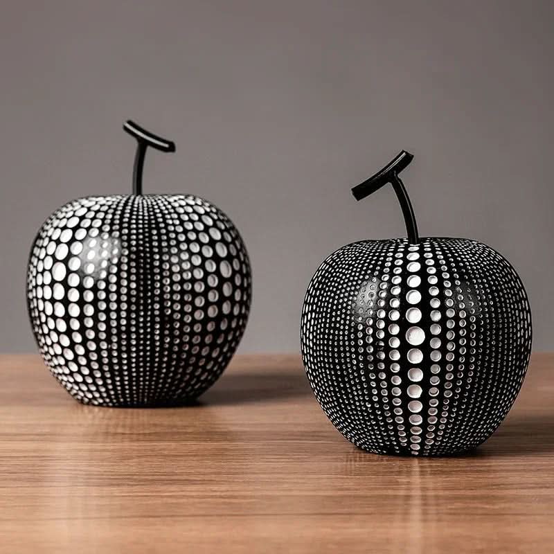 Dekorative MonoApple-Figur – Apfel mit schwarzen und weißen Punkten