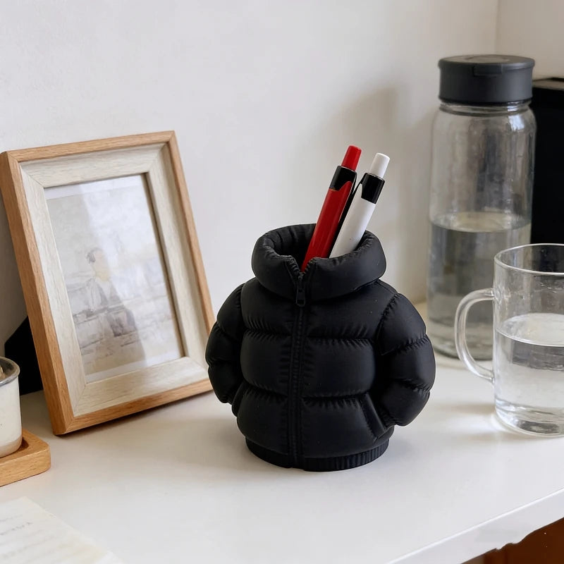 Mini Puffer Jacke Stifthalter