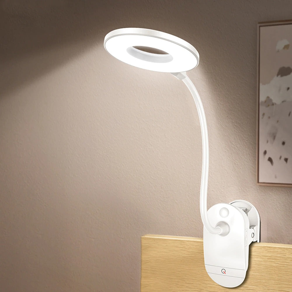 Kabellose Klemmlampe für den Nachttisch