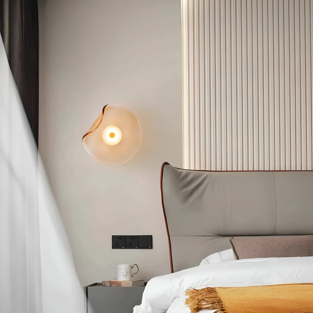 Brehn | Gekrüppte Glas Wandlampe