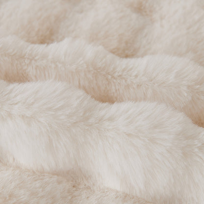 Luxe Ripple Faux Fur Sofa Cover - Modern, Stylisch & Langlebig Sofa Schutz | Brehn