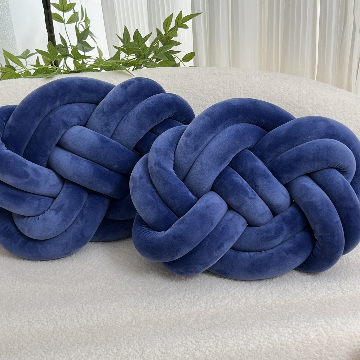 Brehn | ComfortCloud Kissen - Luxuriöse weiche Kissen mit Knopfdesign