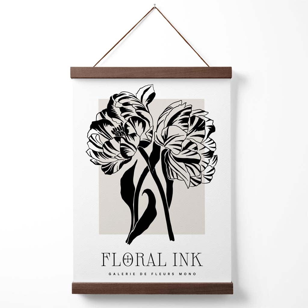 Poster mit Kamelienmotiv, schwarz-beige, florale Tuschezeichnung, inklusive Aufhänger