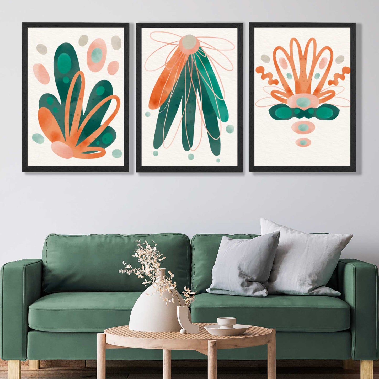 Abstraktes grün-oranges Blumenmuster, 3 gerahmte Kunstdrucke