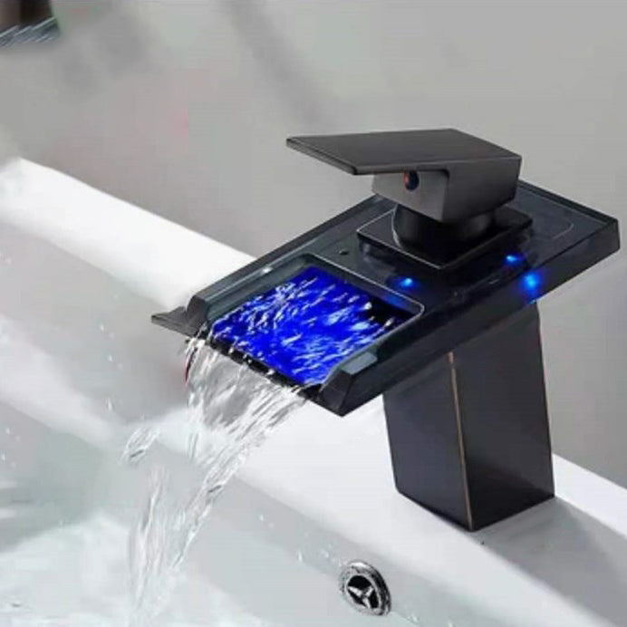 Einhand-Waschtischarmatur 1-Loch Weit Verwendete Badezimmer-Waschtischarmatur mit LED-Beleuchtung