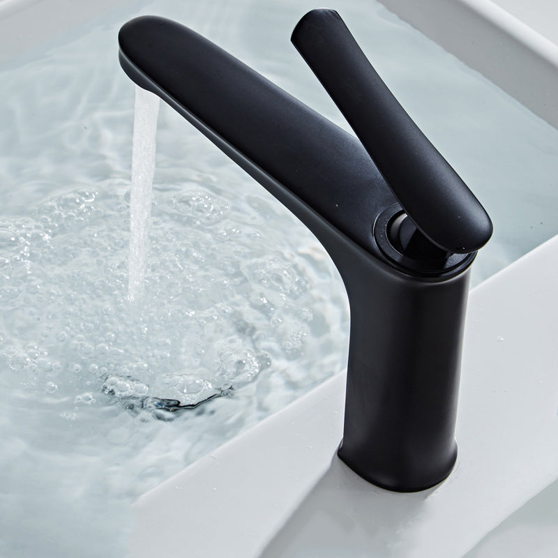 Luxus 1-Hand Waschbecken Badezimmer Wasserhahn Runder Messing Waschbecken Wasserhahn mit Wasser schlauch