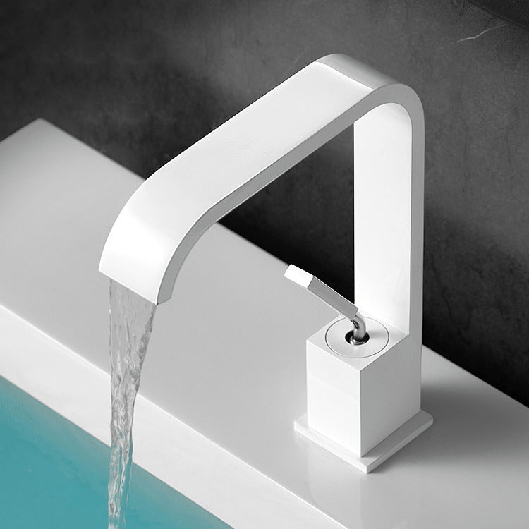 Wasserfall Auslauf Weitverbreiteter Waschbecken Wasserhahn Moderner Metall Weitverbreiteter Waschbecken Wasserhahn