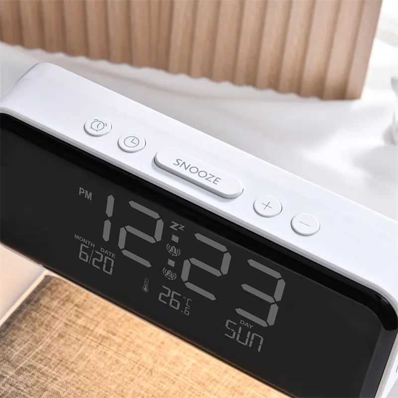 Lampe mit Uhr 3 in 1