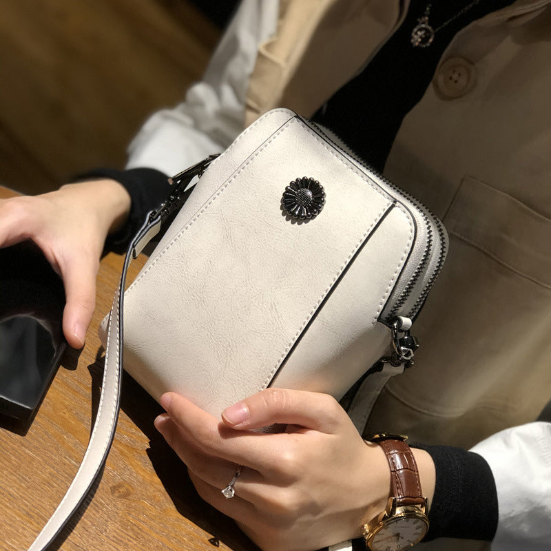 Handytasche aus weichem Leder für Damen