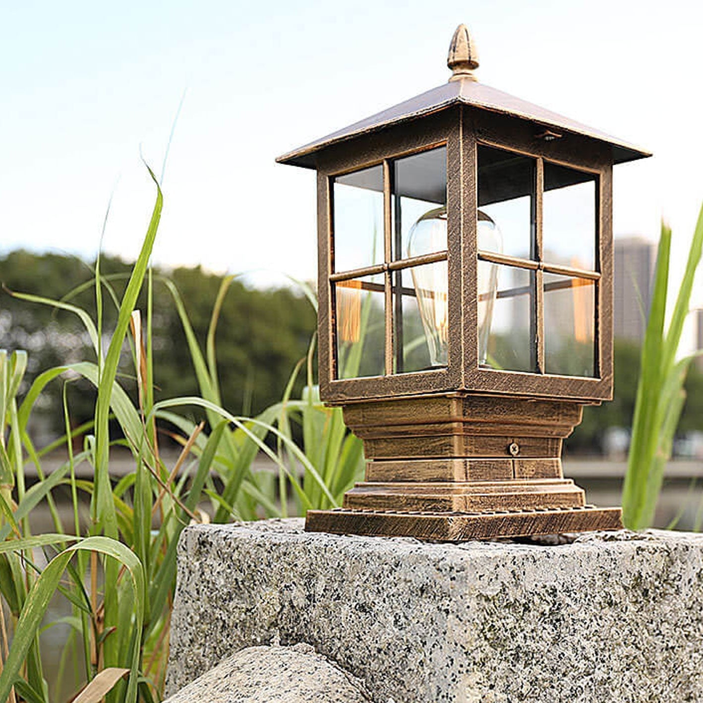 Europäische Outdoor-Säulenlaterne wasserdicht rostfrei 1-Lampen-Patio-Licht | Brehn