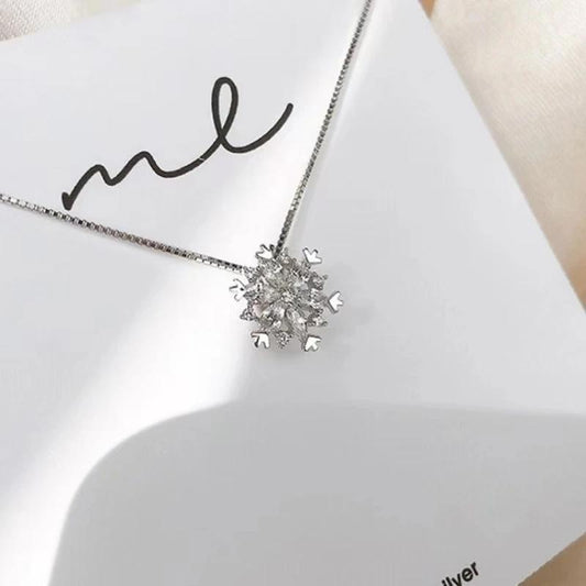 Glänzende Schneeflocke Kette