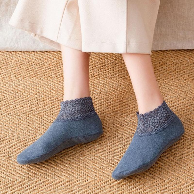 Brehn | Neue warme Socken mit modischer Spitze