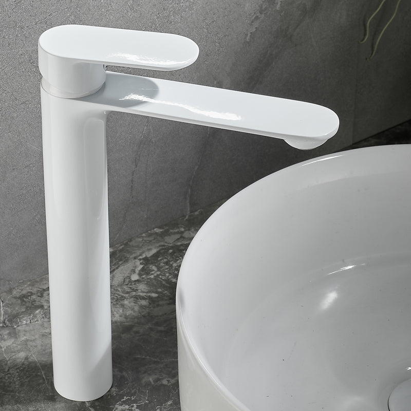 Badezimmer Waschbecken Wasserhahn Hebelgriff Messing Monochrom Badezimmer Wasserhahn