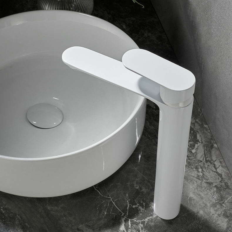 Badezimmer Waschbecken Wasserhahn Hebelgriff Messing Monochrom Badezimmer Wasserhahn