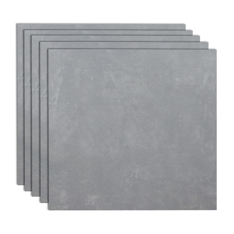 Steinlook PVC-Bodenbelag mit geringer Glanzwirkung, selbstklebendes Vinylboden
