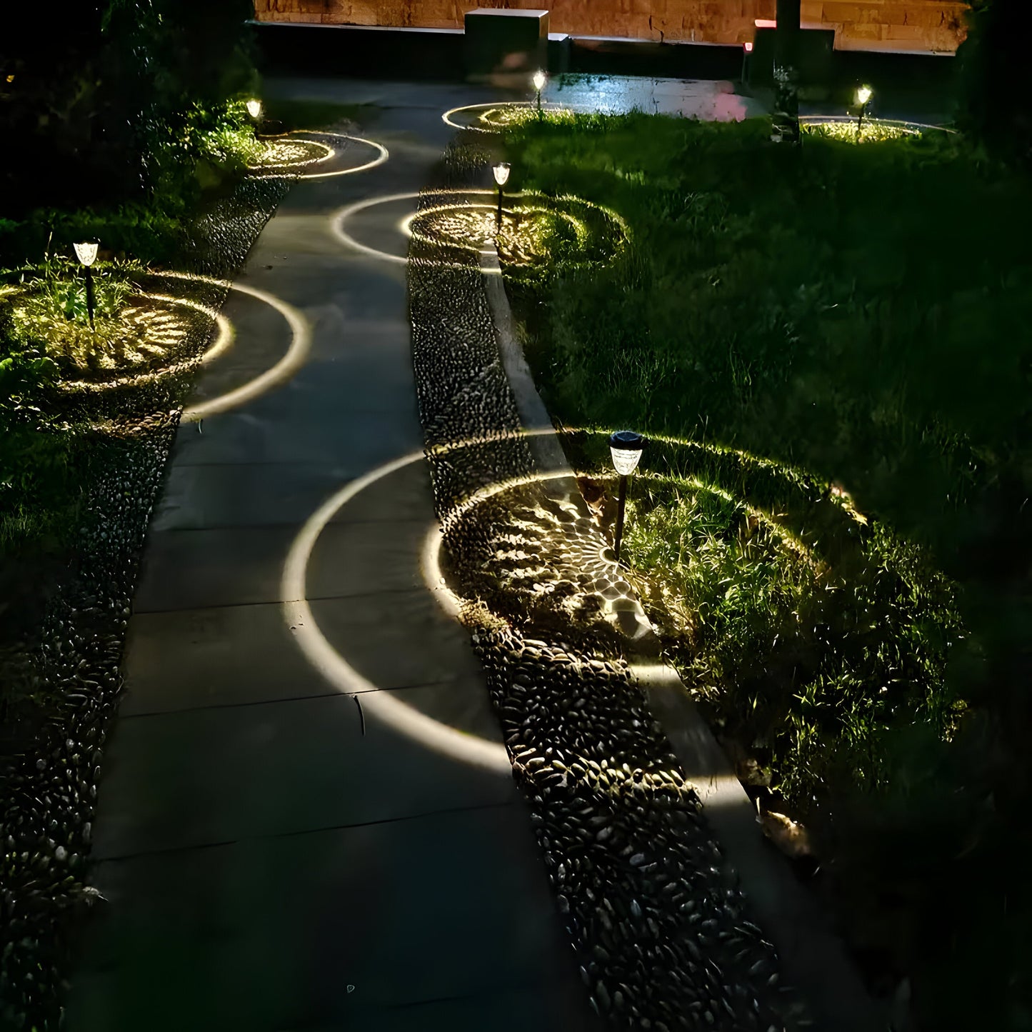 SunSphere Light – Hochwertige 4-teilige Solar-Gartenleuchten