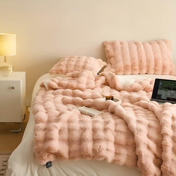 Fleece und Fleece-Decke – Extra weich & warm | Perfekt für Sofa und Schlafzimmer | Brehn