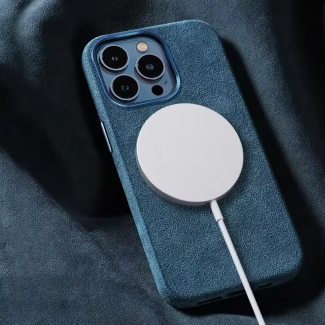 Brehn | iPhone Am Besten MagSafe-Schutzhülle – "Alcantara"