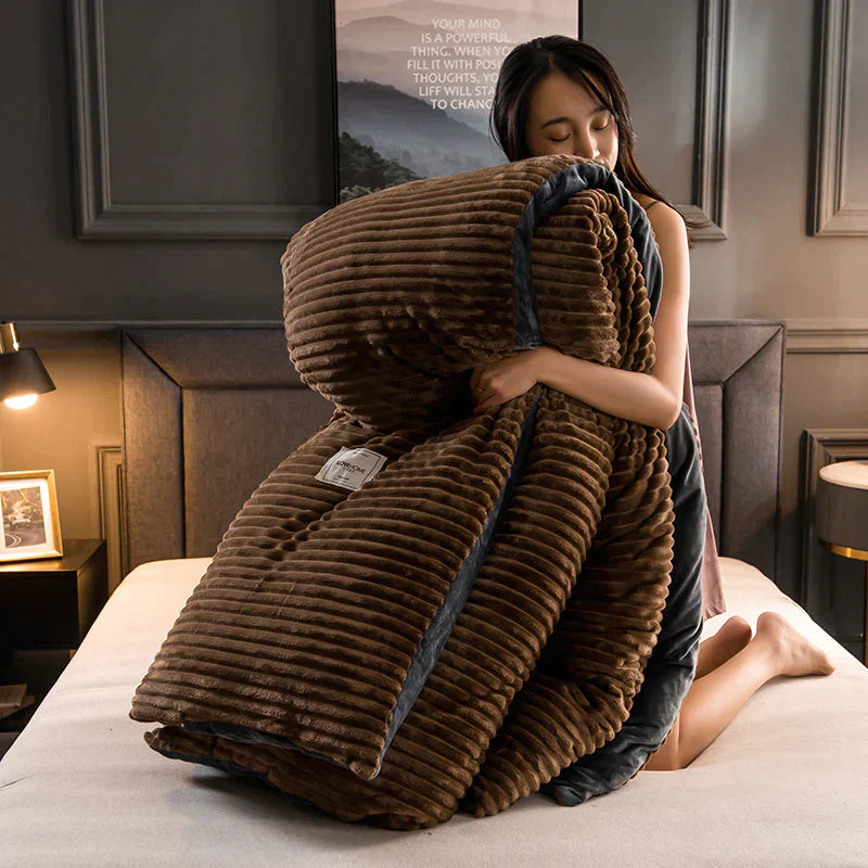 Brehn | Luxuriöse und bequeme Bettdecke - DreamWeave