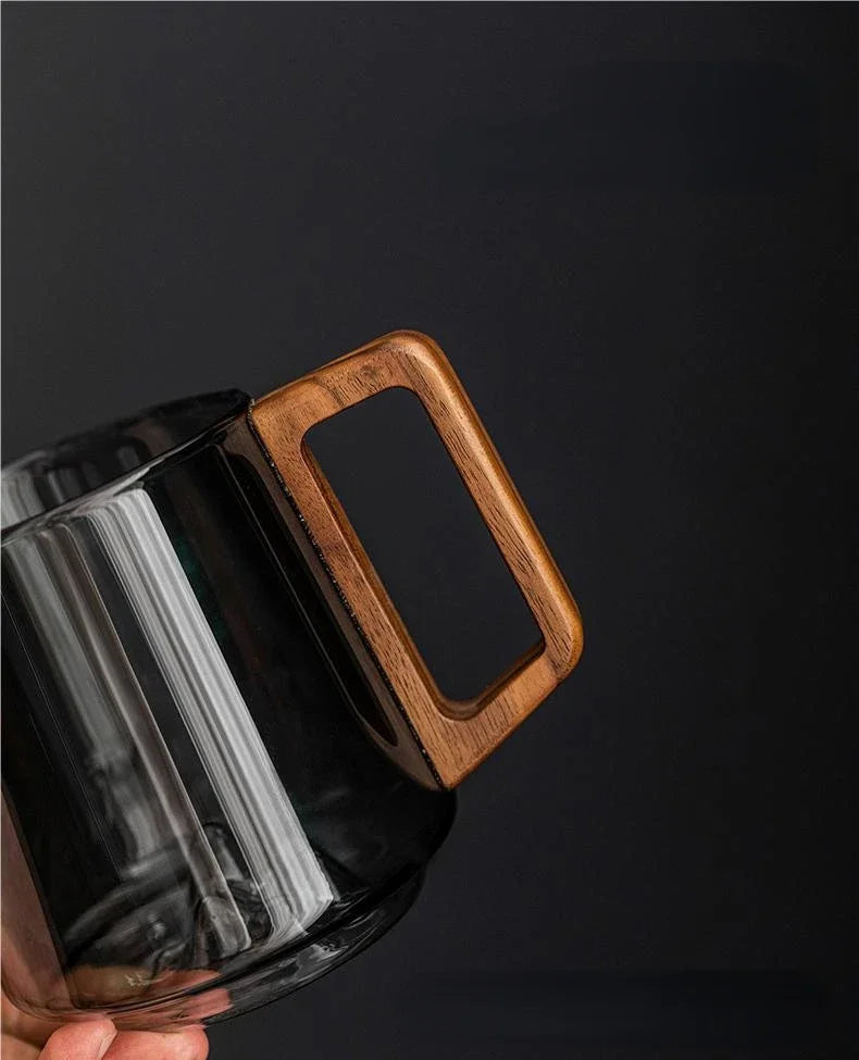 WoodGrip Glasbecher 400 ml mit Holzgriff für heiß und kalt | Brehn