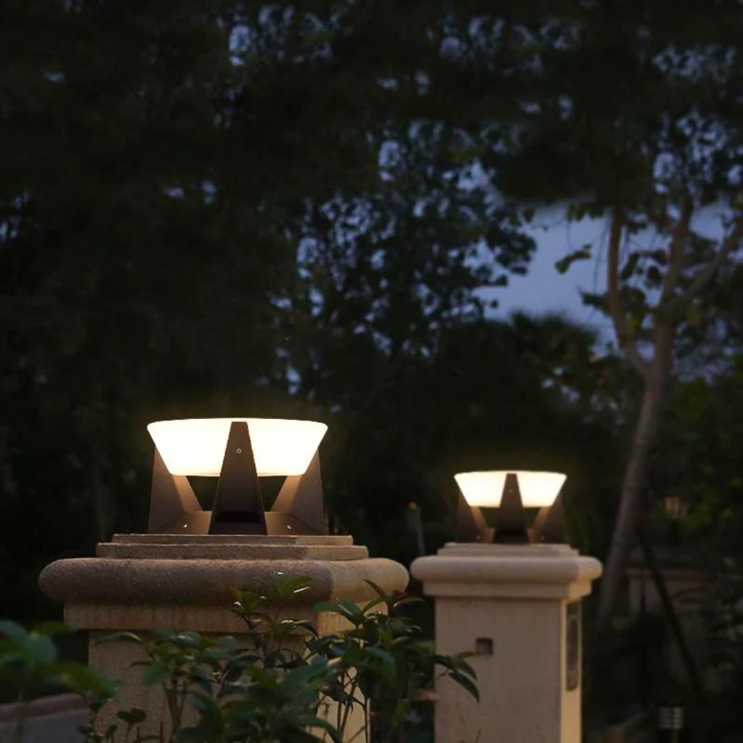 Brehn | Stylische solarbetriebene Außenlampe