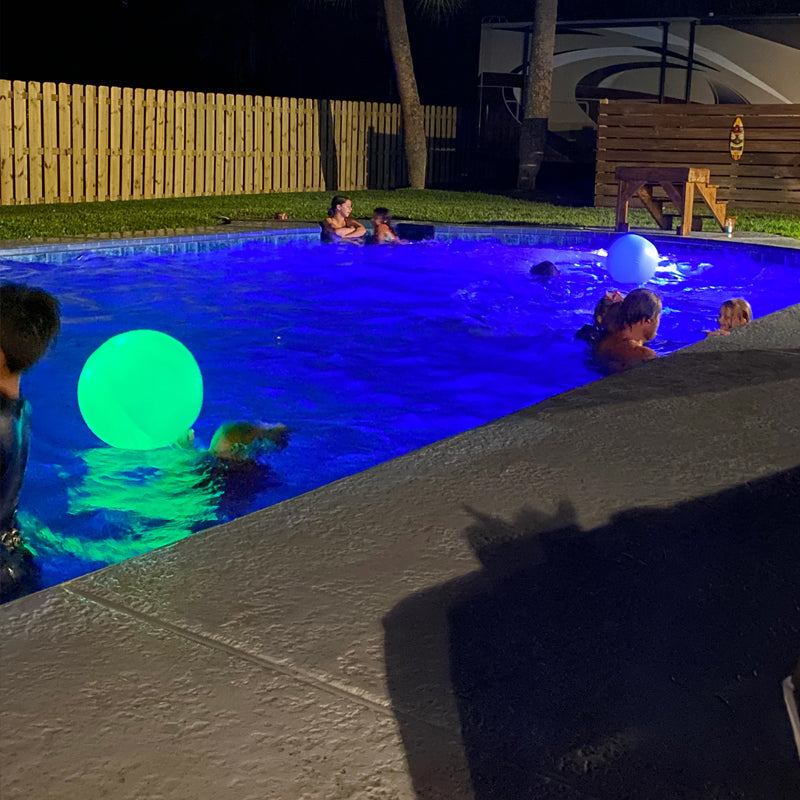 Brehn | GlowSphere Farbenfroher Wasser Spaß