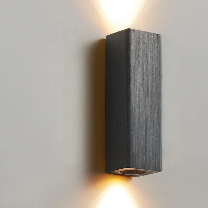 LumiGlow - Stilvolle LED-Wandlampe mit Warm- und Kaltlicht | Brehn