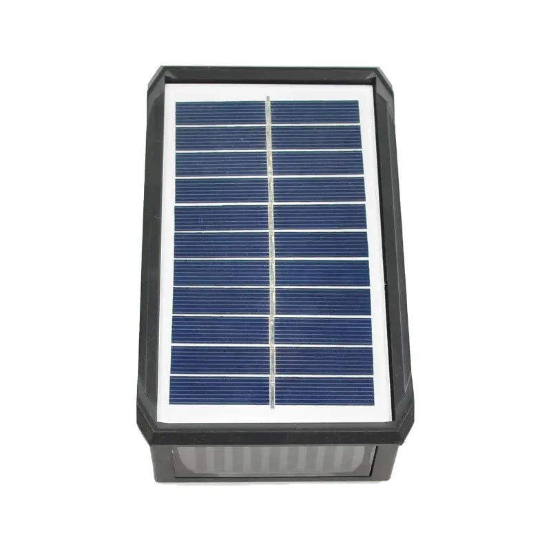 Solar-Wandleuchte — Zaubere magische Stimmung und Aufmerksamkeit ohne Kabelsalat | Brehn