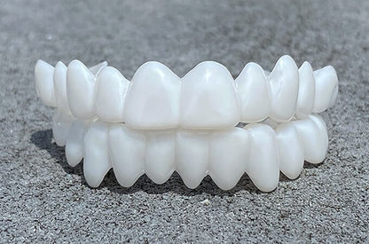 Kosmetische Zahn-Topper SmileShape – Wiederverwendbar, Flexibel und Natürlich Weiß | Brehn