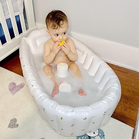 Brehn | Aufblasbare Baby-Badewanne für Reisen – BubbleNest