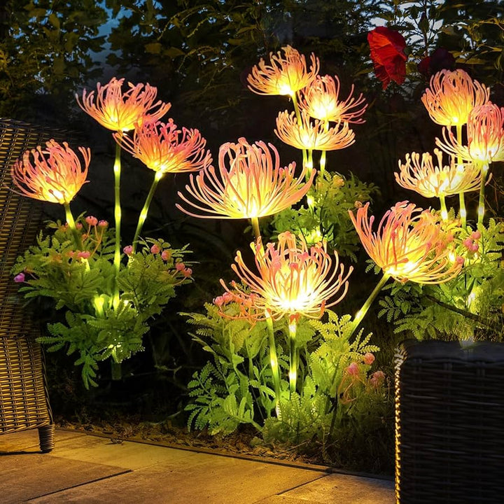 Verzaubertes Blüten-LED-Außenlicht für Gärten & Terrassen