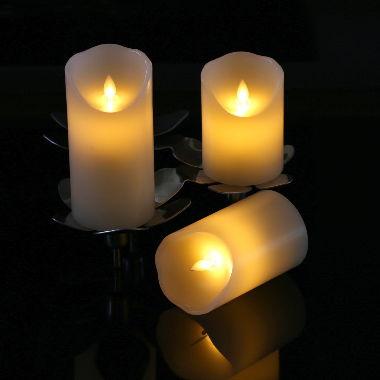 Realistische flammenlose LED-Säulenkerzen-Kollektion mit flackerndem warmen Glanz und tropfender Wachskante Brehn