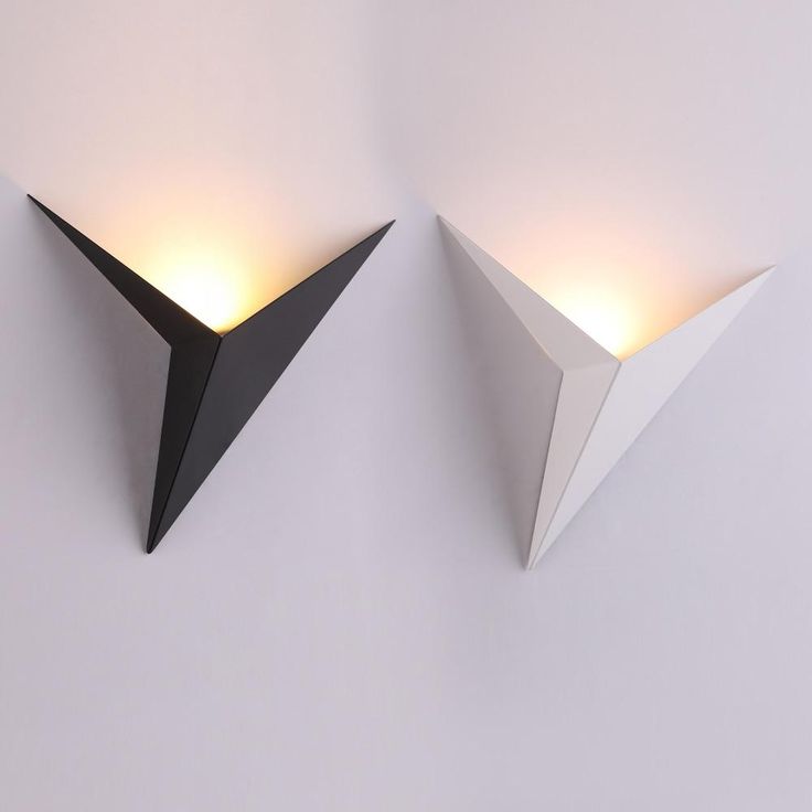 Brehn | Trigon Wandlampe