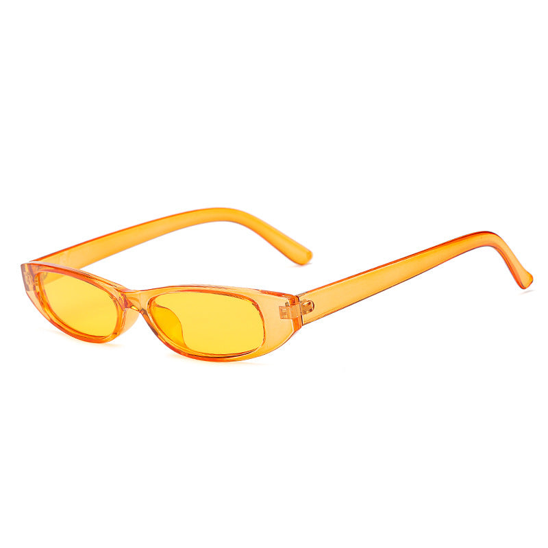 Damen schicke Sonnenbrille mit modernem Design und schmalem Rahmen Brehn