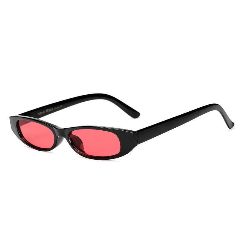 Damen schicke Sonnenbrille mit modernem Design und schmalem Rahmen Brehn