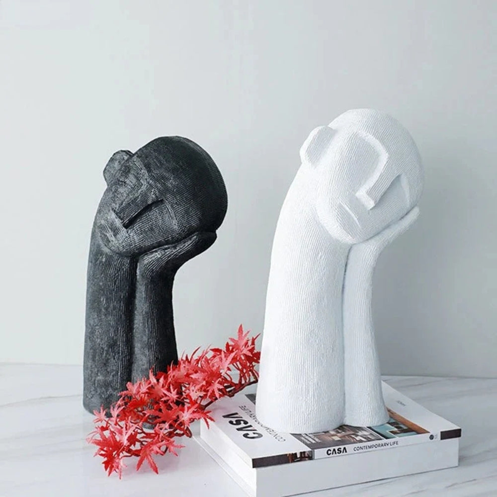 Abstrakte Ruhende Figuren Skulptur | Brehn