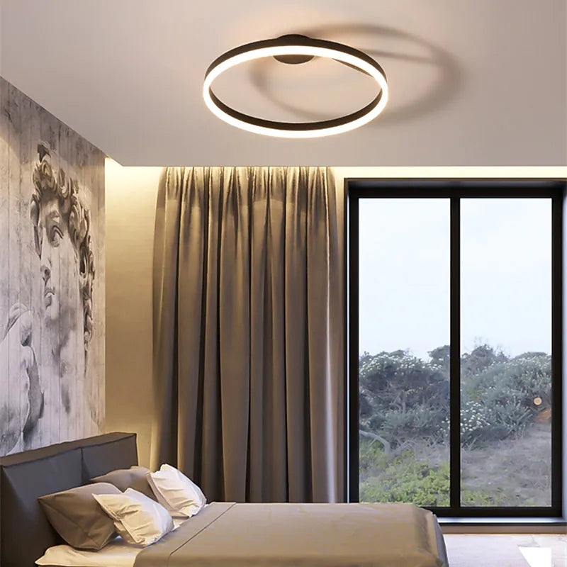 Brehn | RadiantGlimmer Deckenleuchte - Luxuriöse goldene LED-Beleuchtung mit Metallelementen