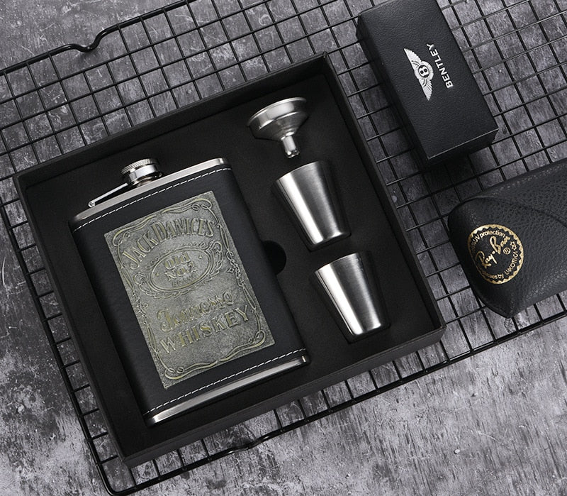 Brehn | 8oz Whisky-Flasche aus Edelstahl Alkohol-Trichter Hüftflasche Bestickte Goldene Seidenstoff Verpackung Geschenk-Box Set
