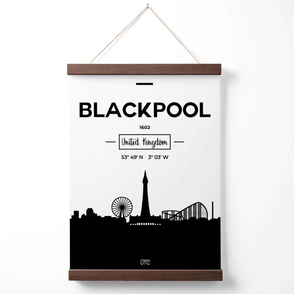 Blackpool Stadtbild-Poster in Schwarz-Weiß mit Aufhänger