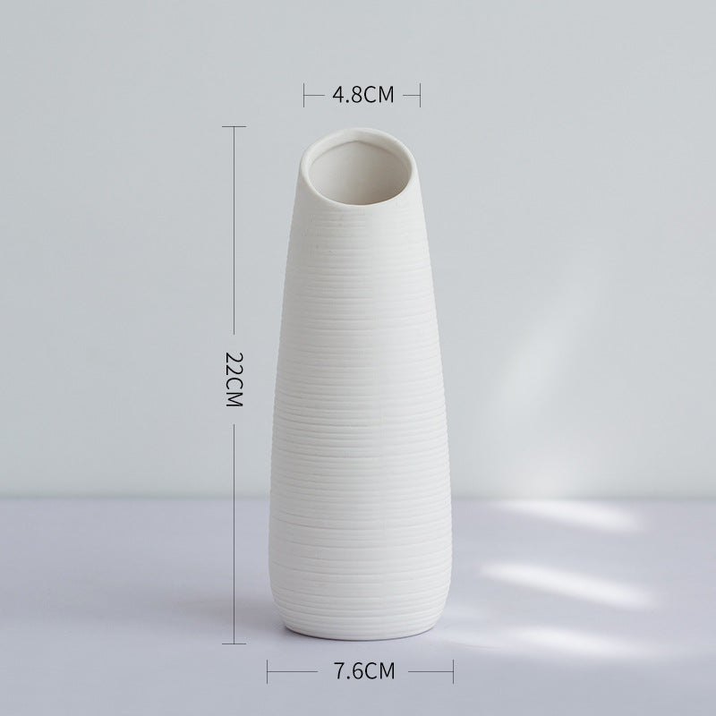 Elegante minimalistische Keramikvase