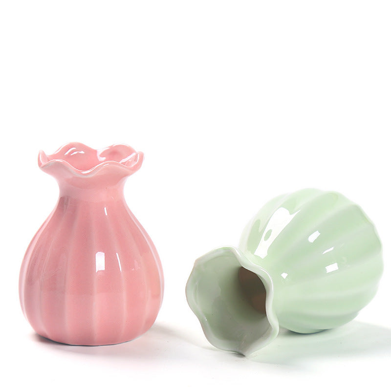 Elegante geschwungene keramische Blumenvase Brehn