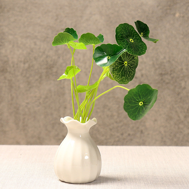 Elegante geschwungene keramische Blumenvase Brehn