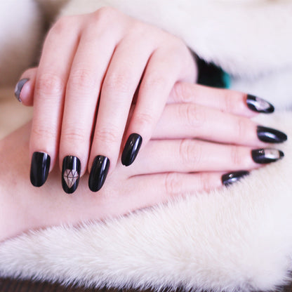 Künstlerisches Press-On Nageldesign Kit