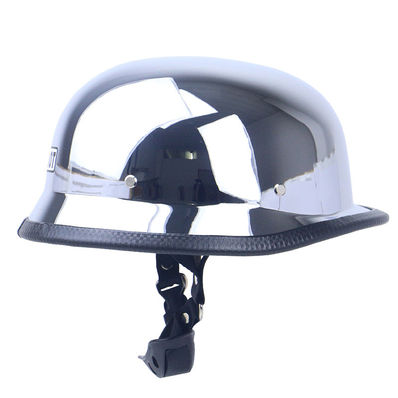 Verchromter Vintage-Motorradhelm mit Schutzbrille Brehn