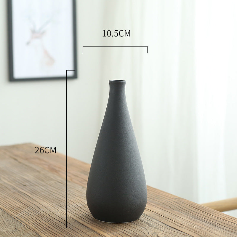 Zeitgenössische schlanke Keramik-Blumenvase