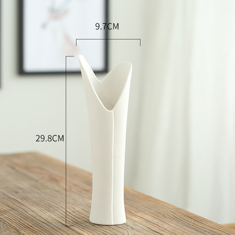Elegante minimalistische Keramikvase