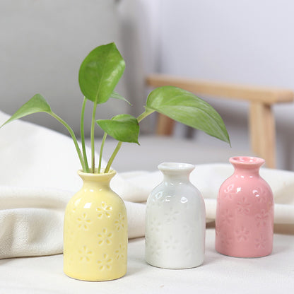 Charmante Keramik-Bud-Vase Brehn
