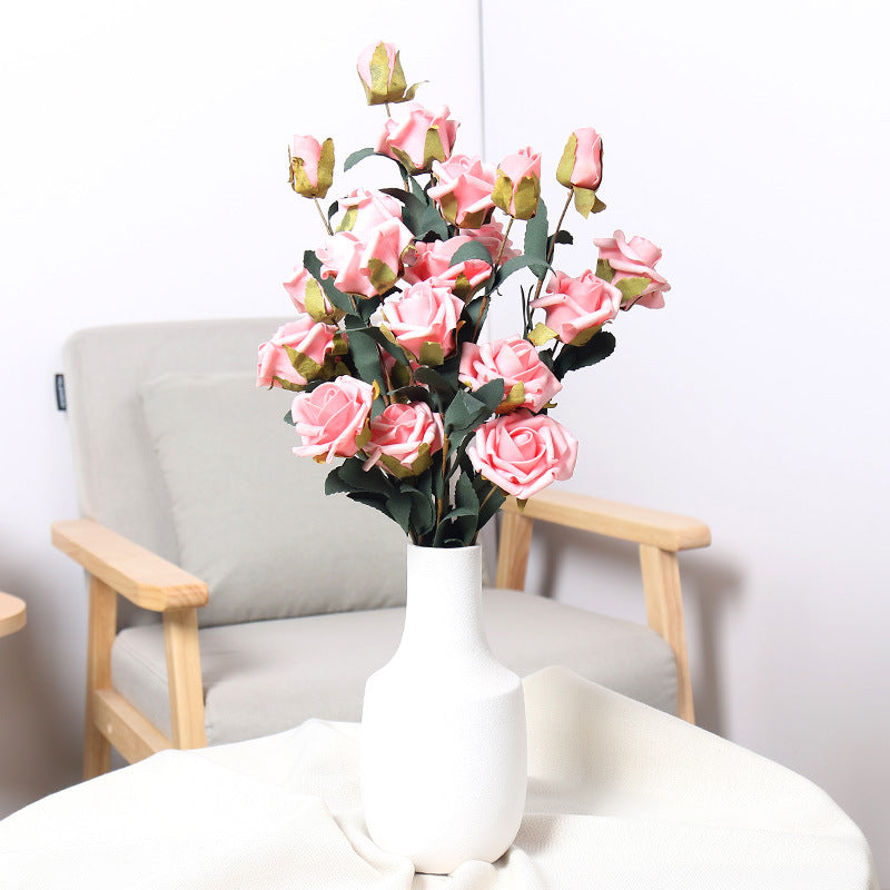 Elegantes Blumenarrangement Vase Brehn