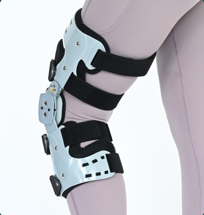 Kniebandage verstellbar – mediale und laterale Unterstützung, atmungsaktiv, leicht, mit Verstellriemen